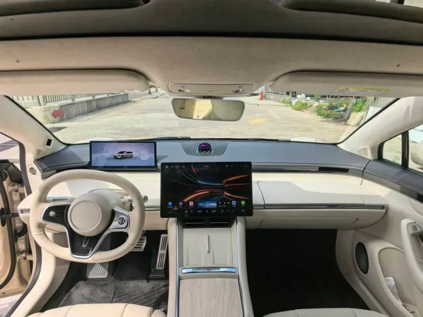 2025 Luxeed S7 BEV 100KWH,autocango,china used car exporter,china ev exporter,chinese used car exporter,chinese used ev exporter