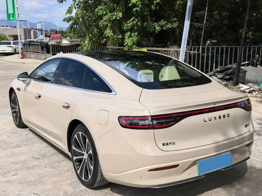2025 Luxeed S7 BEV 100KWH,autocango,china used car exporter,china ev exporter,chinese used car exporter,chinese used ev exporter