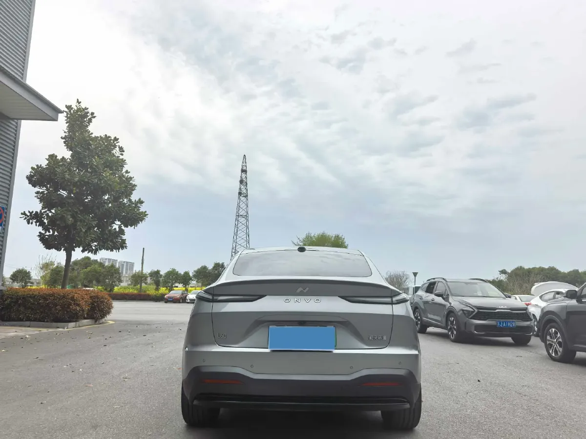 2024 ONVO L60 BEV 60KWH,autocango,china used car exporter,china ev exporter,chinese used car exporter,chinese used ev exporter