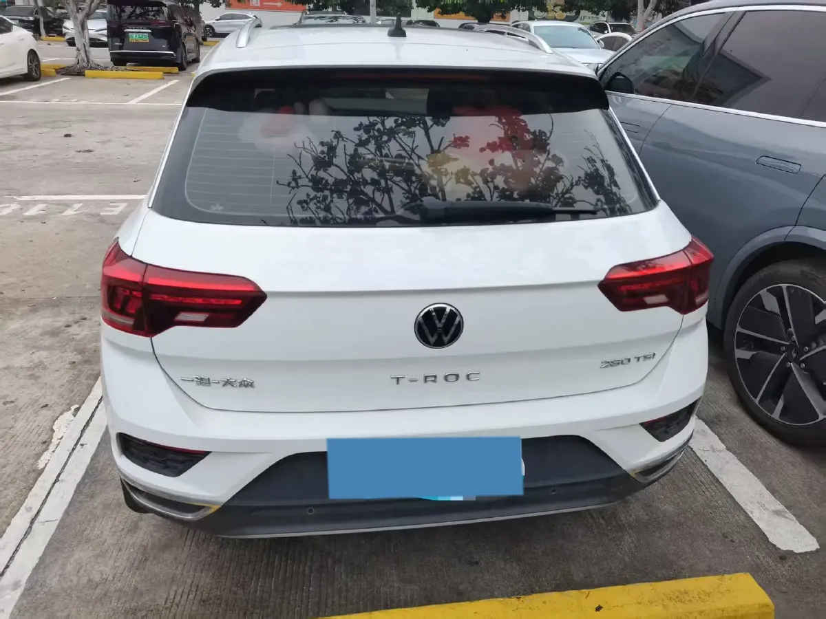 2021 Volkswagen T-Roc 1.4T 150HP L4 7DCT,autocango,china used car exporter,china ev exporter,chinese used car exporter,chinese used ev exporter