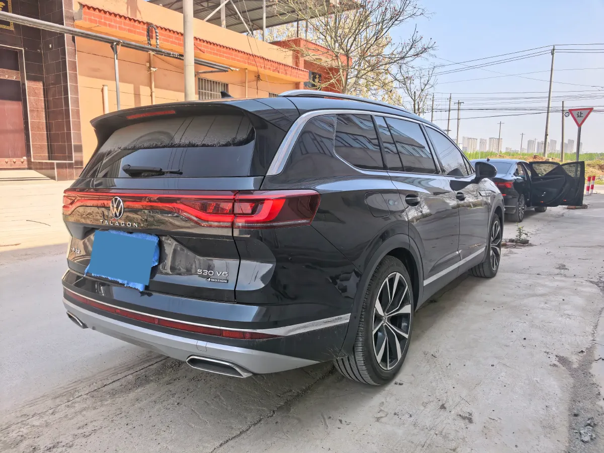 2021 Volkswagen Talagon 2.5T 299HP V6 7DCT,autocango,china used car exporter,china ev exporter,chinese used car exporter,chinese used ev exporter
