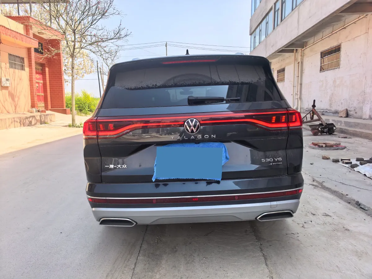 2021 Volkswagen Talagon 2.5T 299HP V6 7DCT,autocango,china used car exporter,china ev exporter,chinese used car exporter,chinese used ev exporter