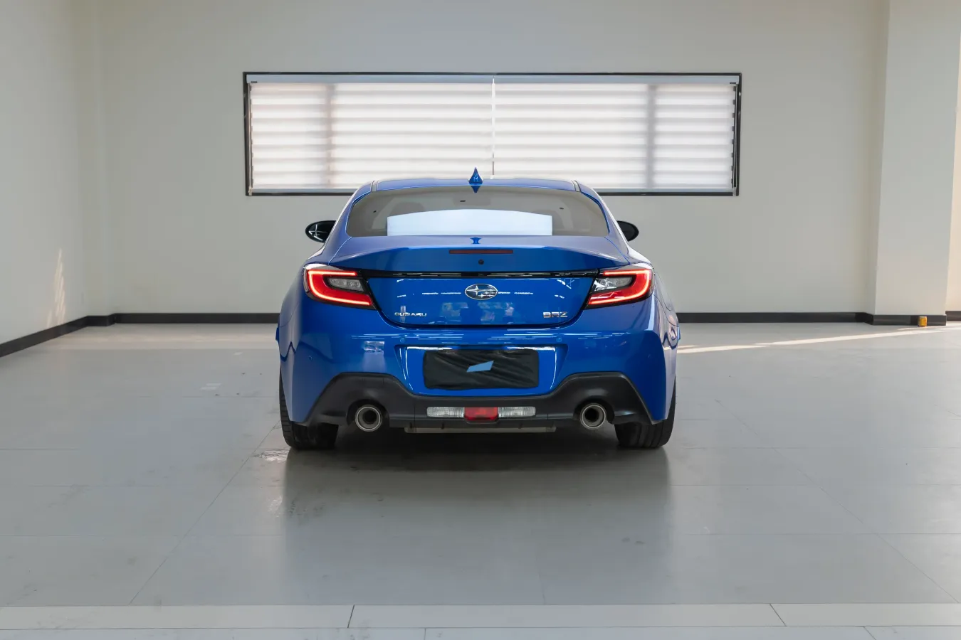2022 Subaru BRZ 2.4L 234HP H4 6MT,autocango,china used car exporter,china ev exporter,chinese used car exporter,chinese used ev exporter