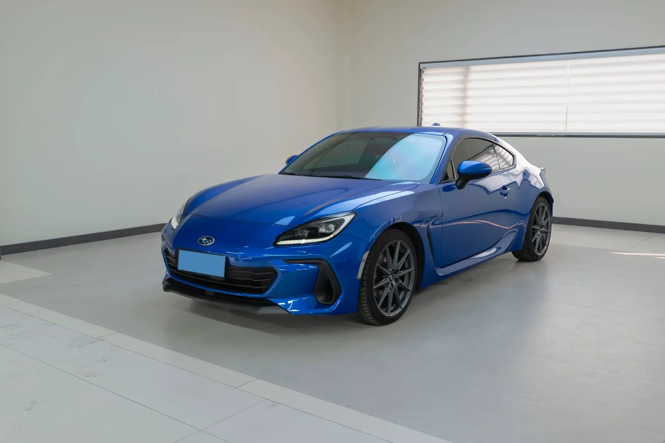 2022 Subaru BRZ 2.4L 234HP H4 6MT,autocango,china used car exporter,china ev exporter,chinese used car exporter,chinese used ev exporter