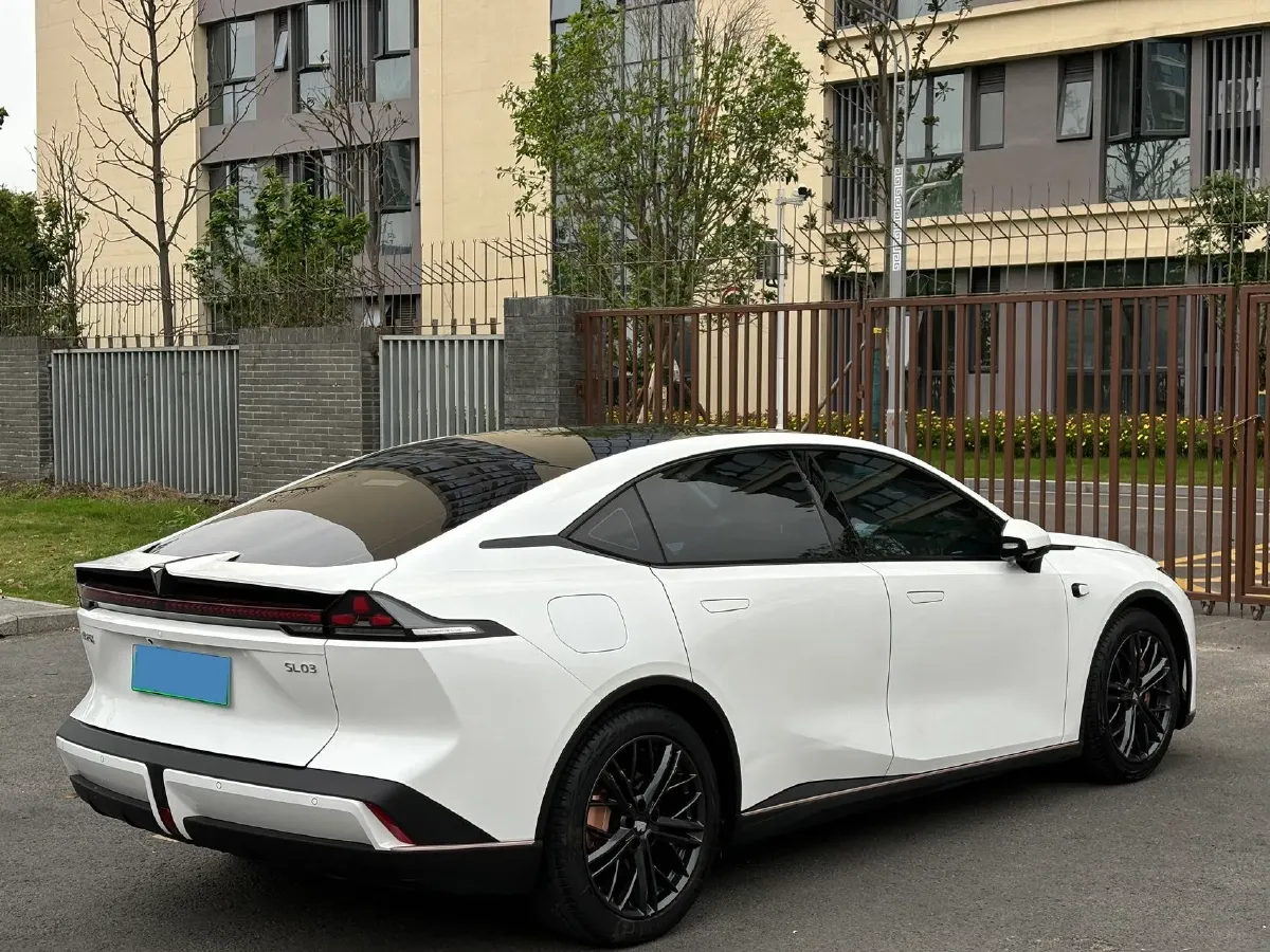 2022 DongFeng Forthing LingZhi EV BEV 68.4KWH,autocango,china used car exporter,china ev exporter,chinese used car exporter,chinese used ev exporter