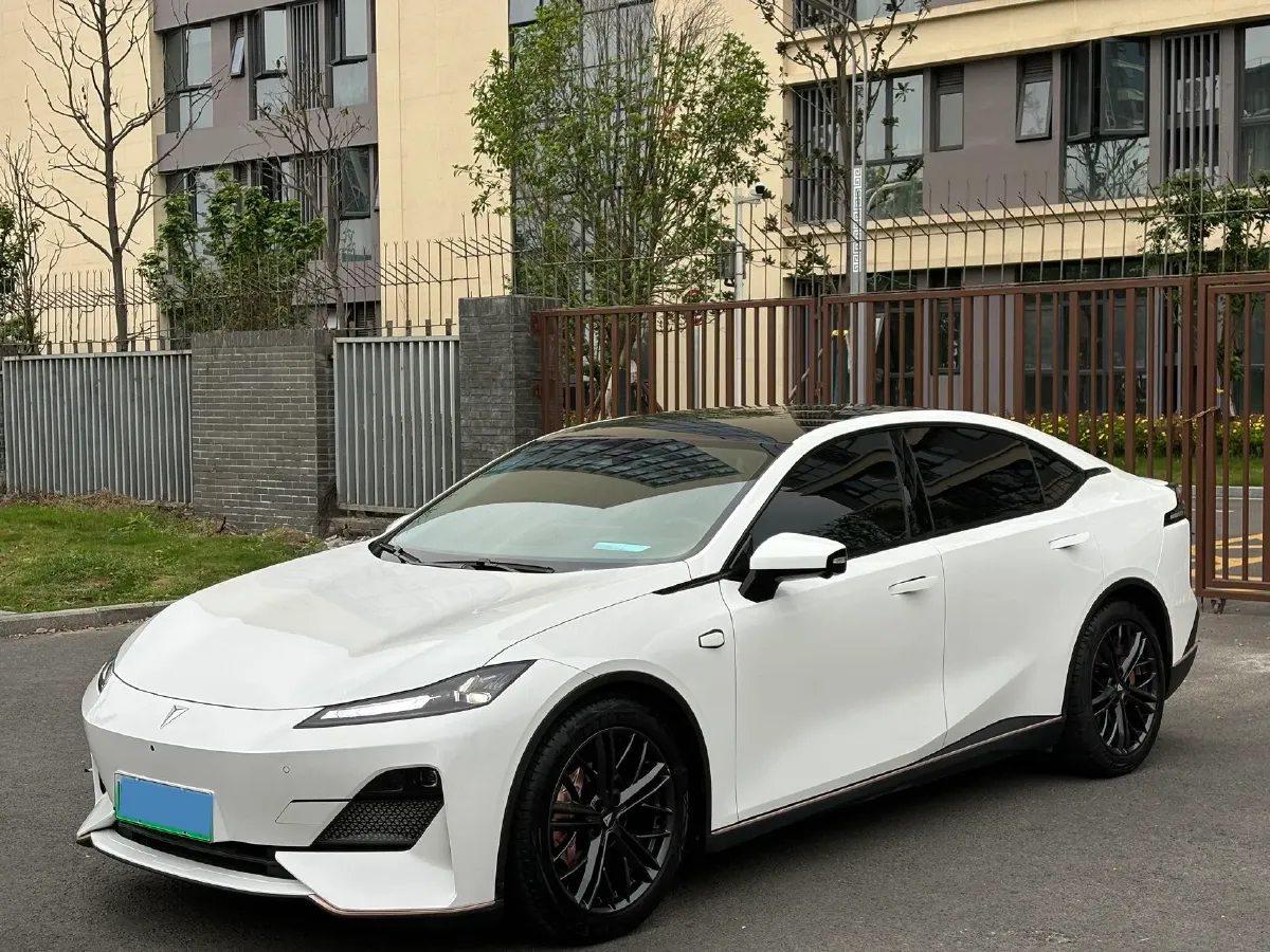 2022 DongFeng Forthing LingZhi EV BEV 68.4KWH,autocango,china used car exporter,china ev exporter,chinese used car exporter,chinese used ev exporter