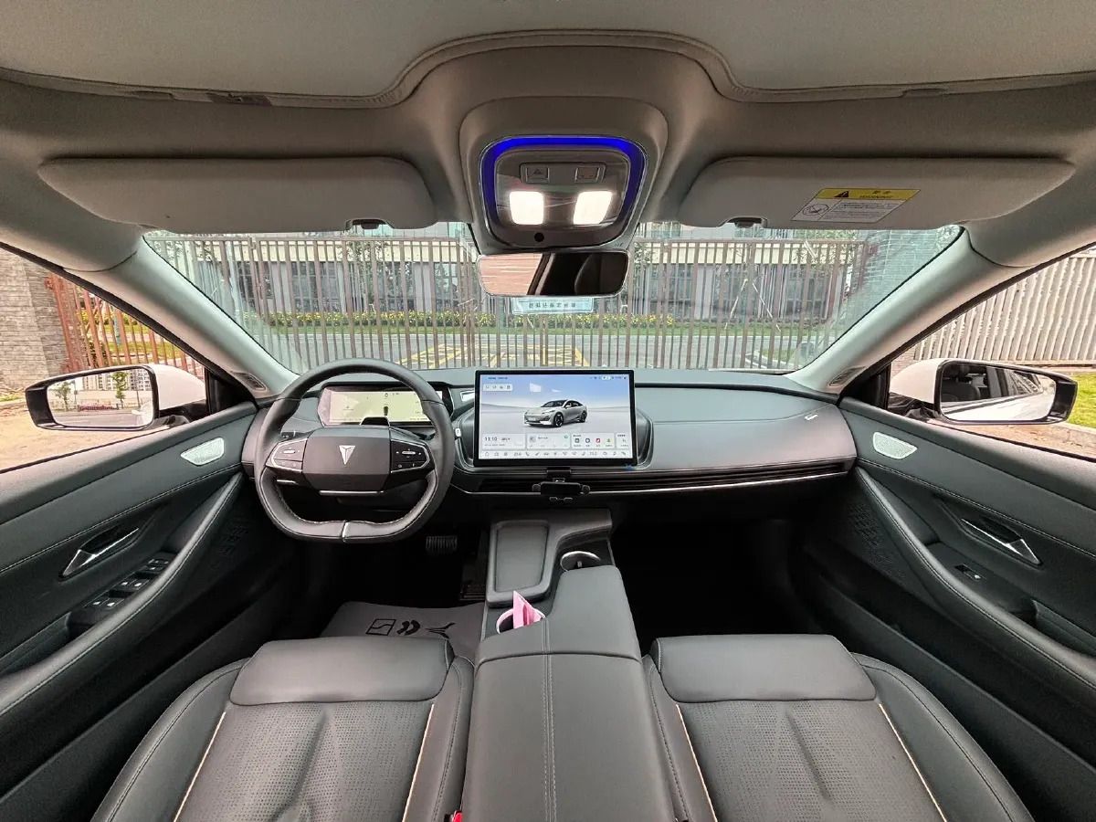 2022 DongFeng Forthing LingZhi EV BEV 68.4KWH,autocango,china used car exporter,china ev exporter,chinese used car exporter,chinese used ev exporter