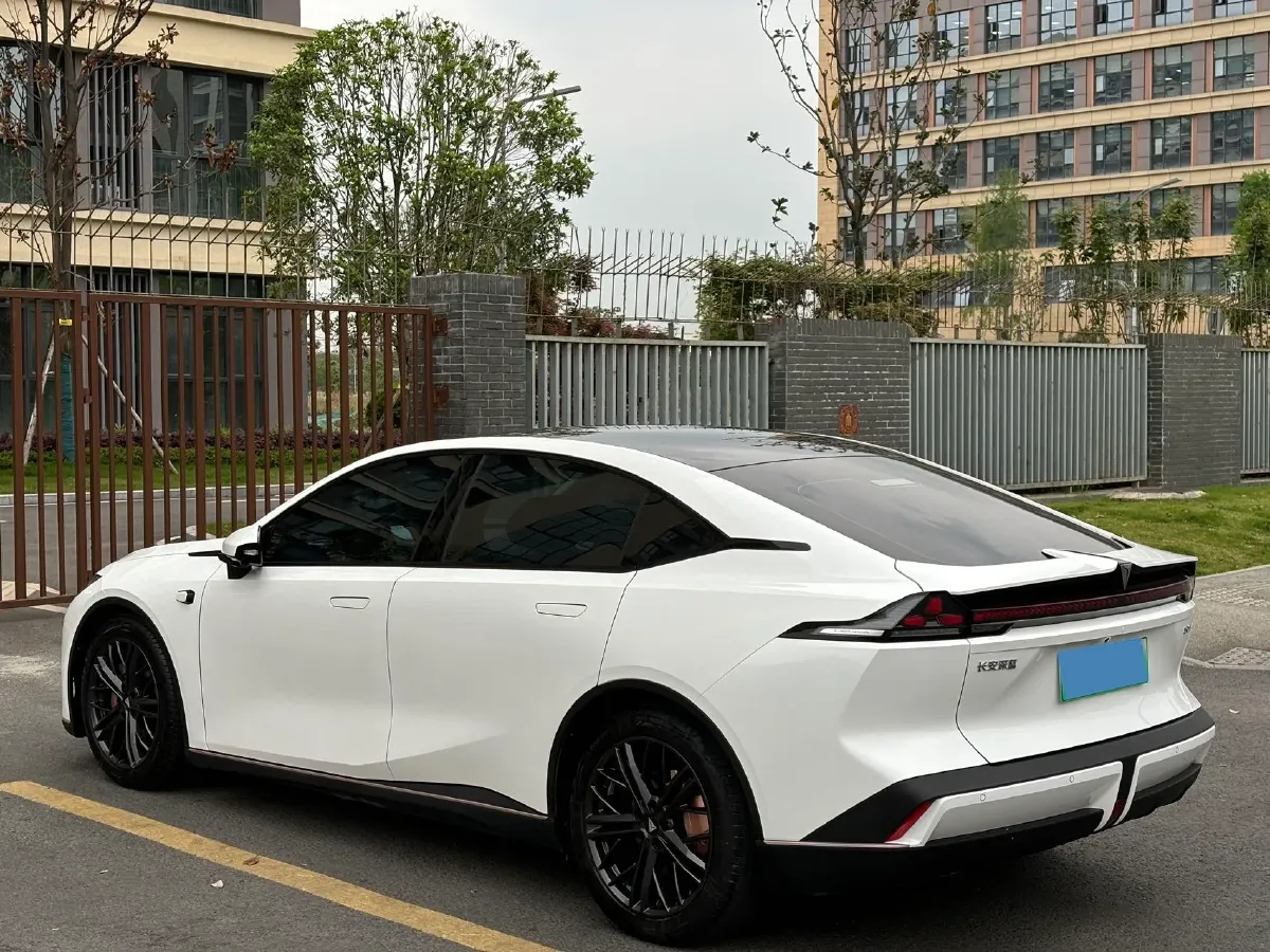 2022 DongFeng Forthing LingZhi EV BEV 68.4KWH,autocango,china used car exporter,china ev exporter,chinese used car exporter,chinese used ev exporter