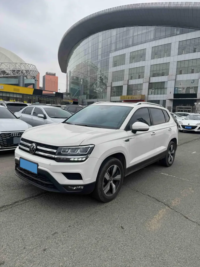 2022 Ford Transit 2.0T 202HP L4 6AT,autocango,china used car exporter,china ev exporter,chinese used car exporter,chinese used ev exporter