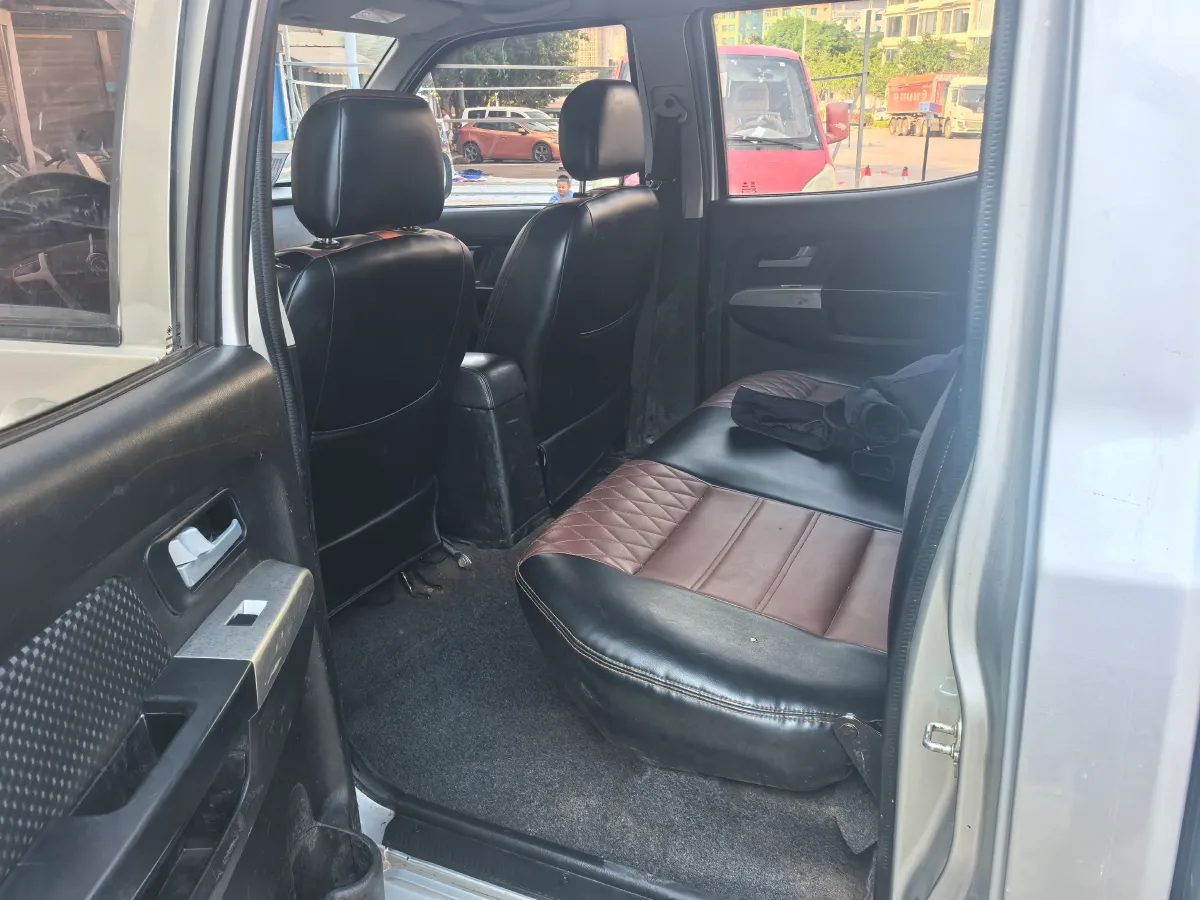 2018 Dongfeng RuiQi 2.5T 140HP L4 6MT,autocango,china used car exporter,china ev exporter,chinese used car exporter,chinese used ev exporter