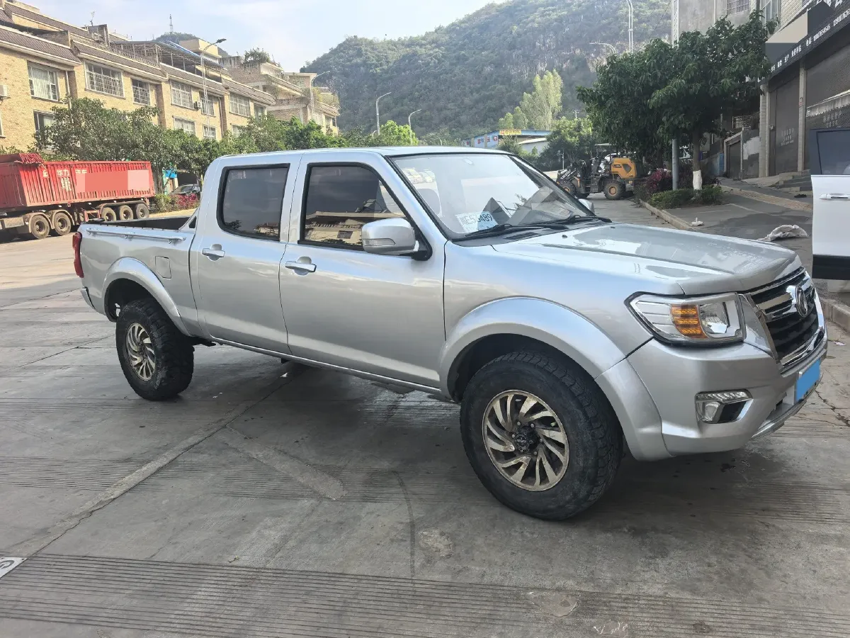 2018 Dongfeng RuiQi 2.5T 140HP L4 6MT,autocango,china used car exporter,china ev exporter,chinese used car exporter,chinese used ev exporter