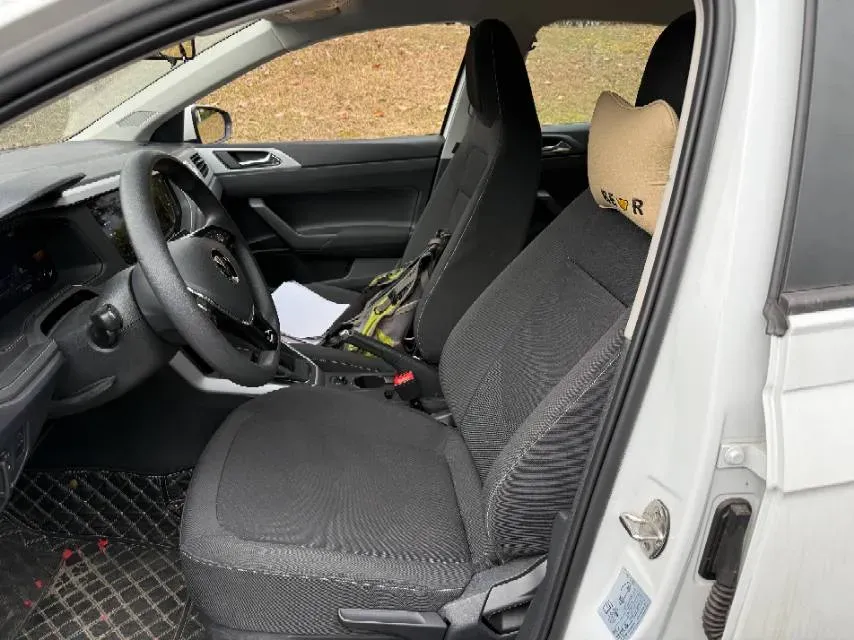 2023 Volkswagen Polo 1.5L 113HP L4 6AT,autocango,china used car exporter,china ev exporter,chinese used car exporter,chinese used ev exporter