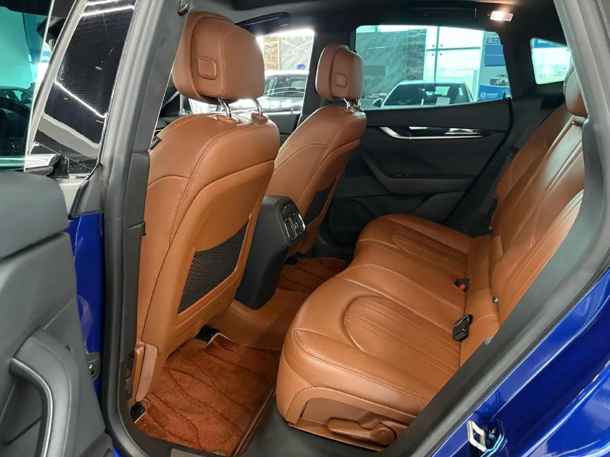 2021 Maserati Levante 3.0T 350HP V6 8AT,autocango,china used car exporter,china ev exporter,chinese used car exporter,chinese used ev exporter