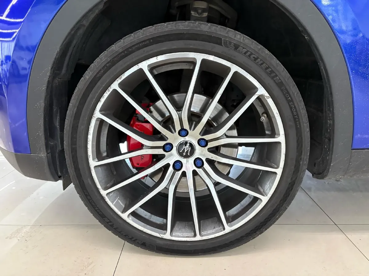 2021 Maserati Levante 3.0T 350HP V6 8AT,autocango,china used car exporter,china ev exporter,chinese used car exporter,chinese used ev exporter