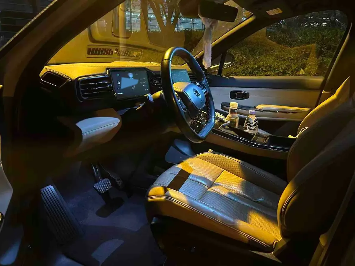 2020 NIO ES8 BEV 70KWH,autocango,china used car exporter,china ev exporter,chinese used car exporter,chinese used ev exporter