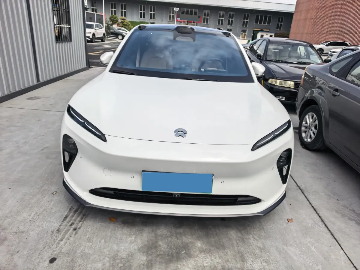 2022 NIO ES6 BEV 75KWH,autocango,china used car exporter,china ev exporter,chinese used car exporter,chinese used ev exporter