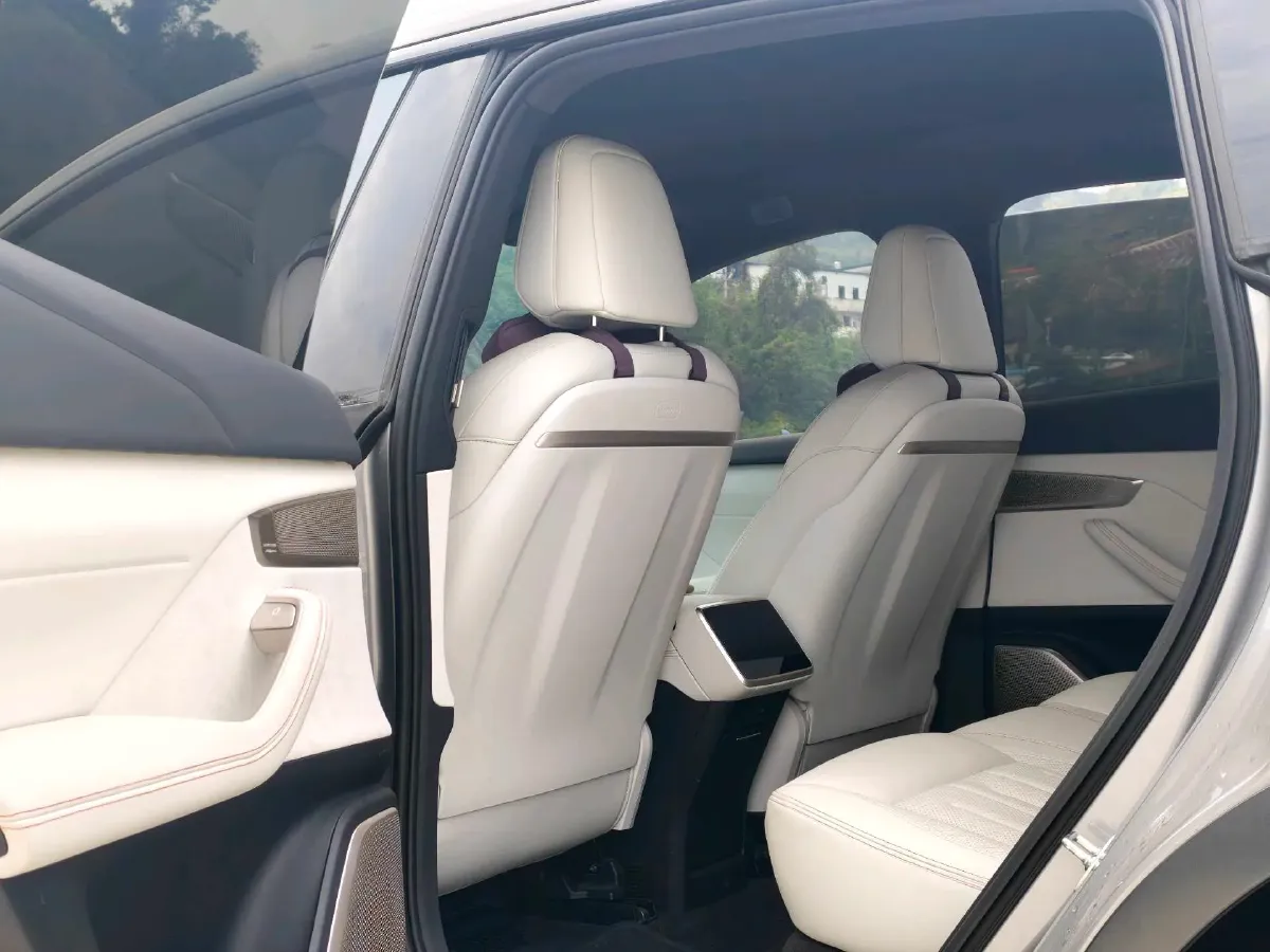 2025 ONVO L60 BEV,autocango,china used car exporter,china ev exporter,chinese used car exporter,chinese used ev exporter