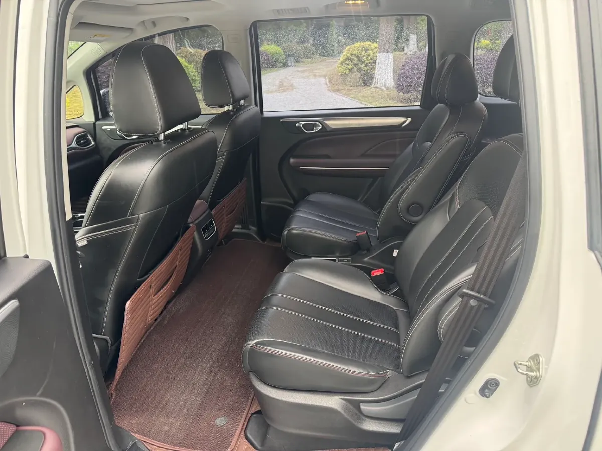 2023 GAC Trumpchi M6 1.5T 177HP L4 7DCT,autocango,china used car exporter,china ev exporter,chinese used car exporter,chinese used ev exporter