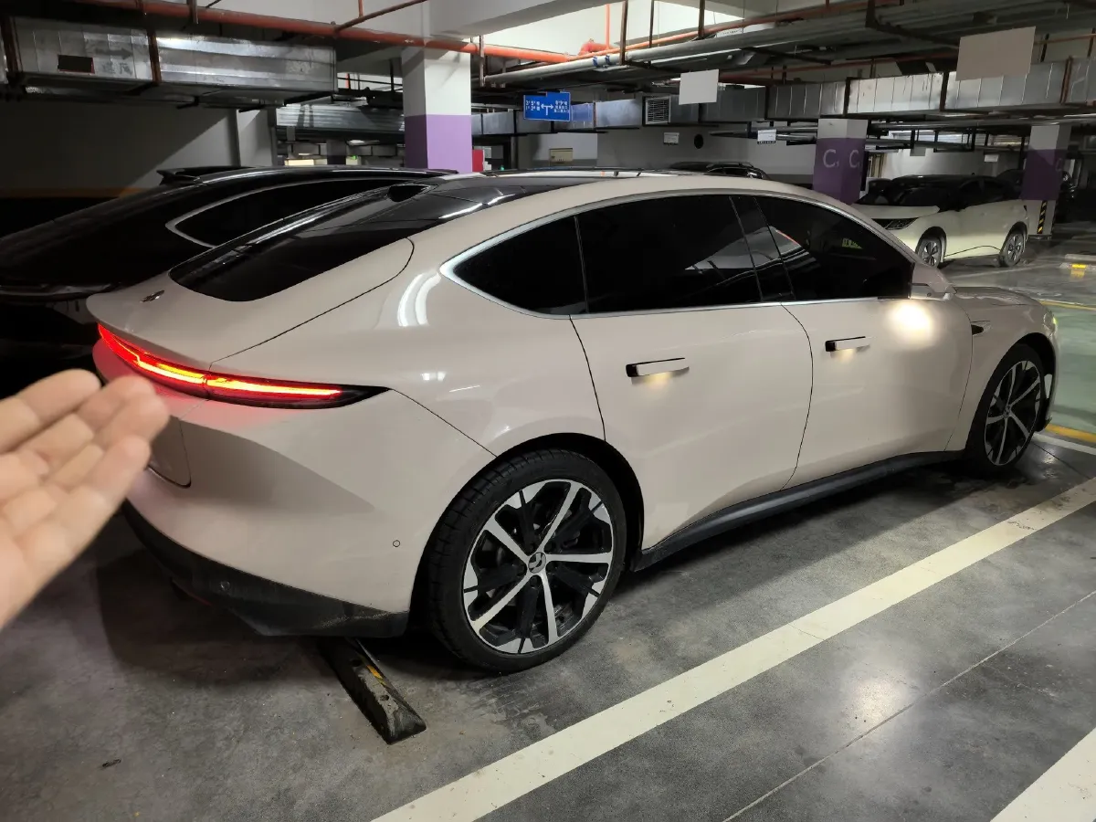 2023 NIO ET5T BEV 75KWH,autocango,china used car exporter,china ev exporter,chinese used car exporter,chinese used ev exporter