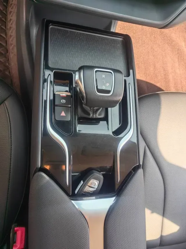 2022 HongQi E-QM5 BEV 54KWH,autocango,china used car exporter,china ev exporter,chinese used car exporter,chinese used ev exporter