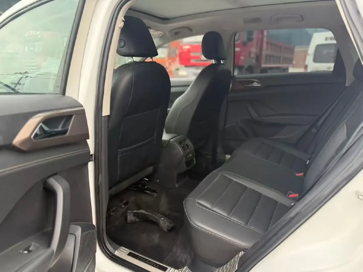 2021 Volkswagen Tharu 1.4T 150HP L4 7DCT,autocango,china used car exporter,china ev exporter,chinese used car exporter,chinese used ev exporter