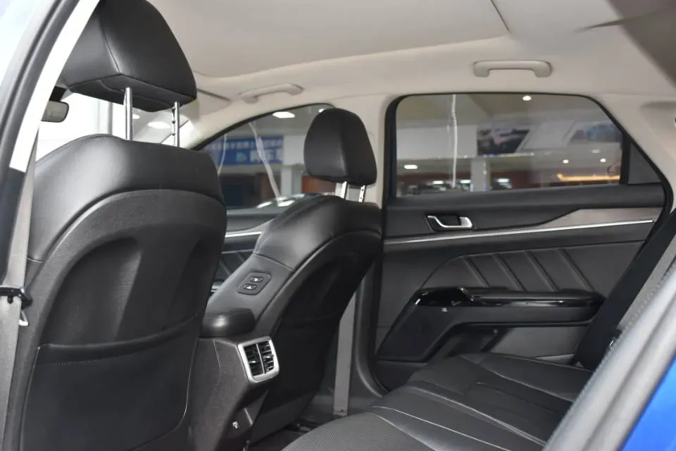 2020 Kia K5 2.0T 240HP L4 8AT,autocango,china used car exporter,china ev exporter,chinese used car exporter,chinese used ev exporter