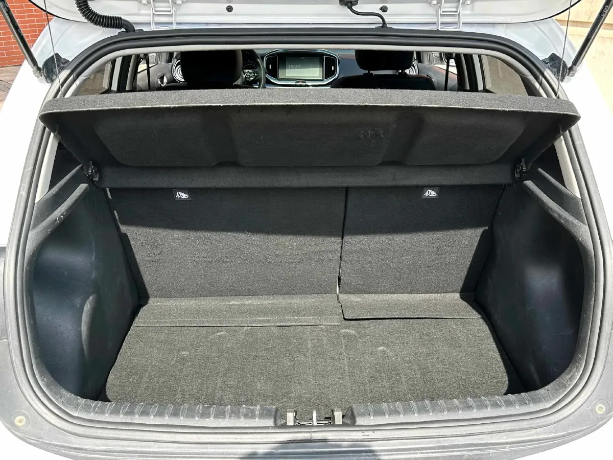 2021 Kia KX1 1.4L 100HP L4 CVT,autocango,china used car exporter,china ev exporter,chinese used car exporter,chinese used ev exporter