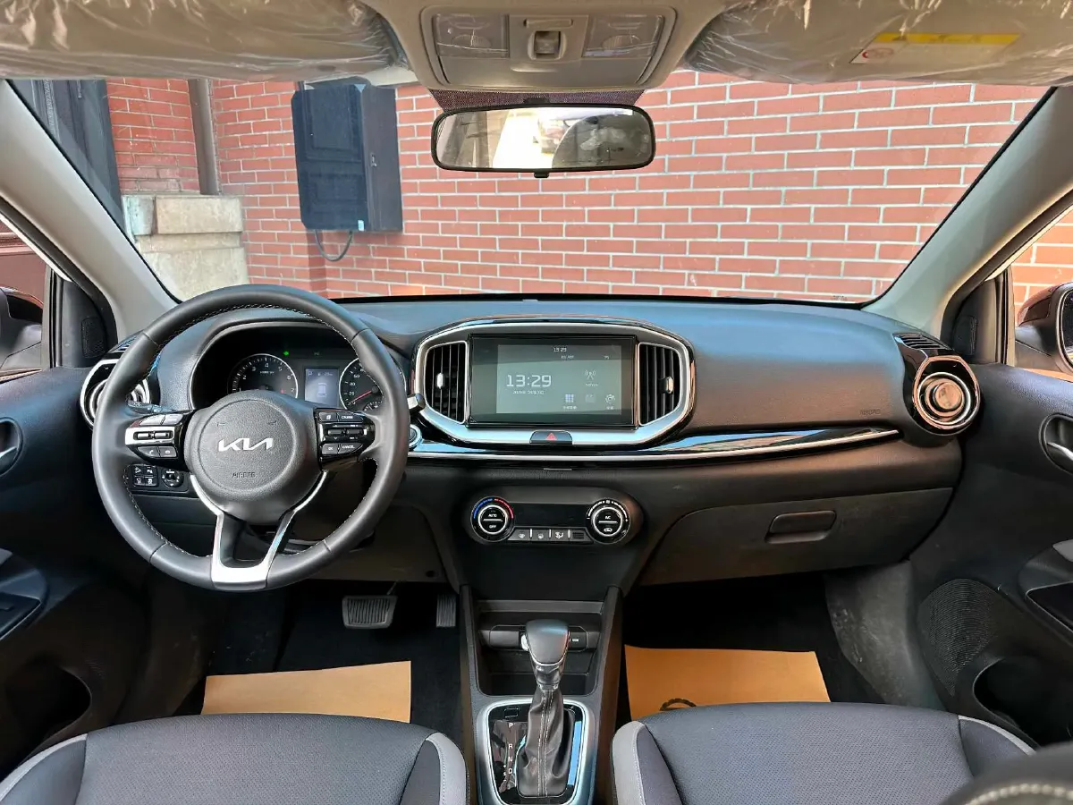 2021 Kia KX1 1.4L 100HP L4 CVT,autocango,china used car exporter,china ev exporter,chinese used car exporter,chinese used ev exporter