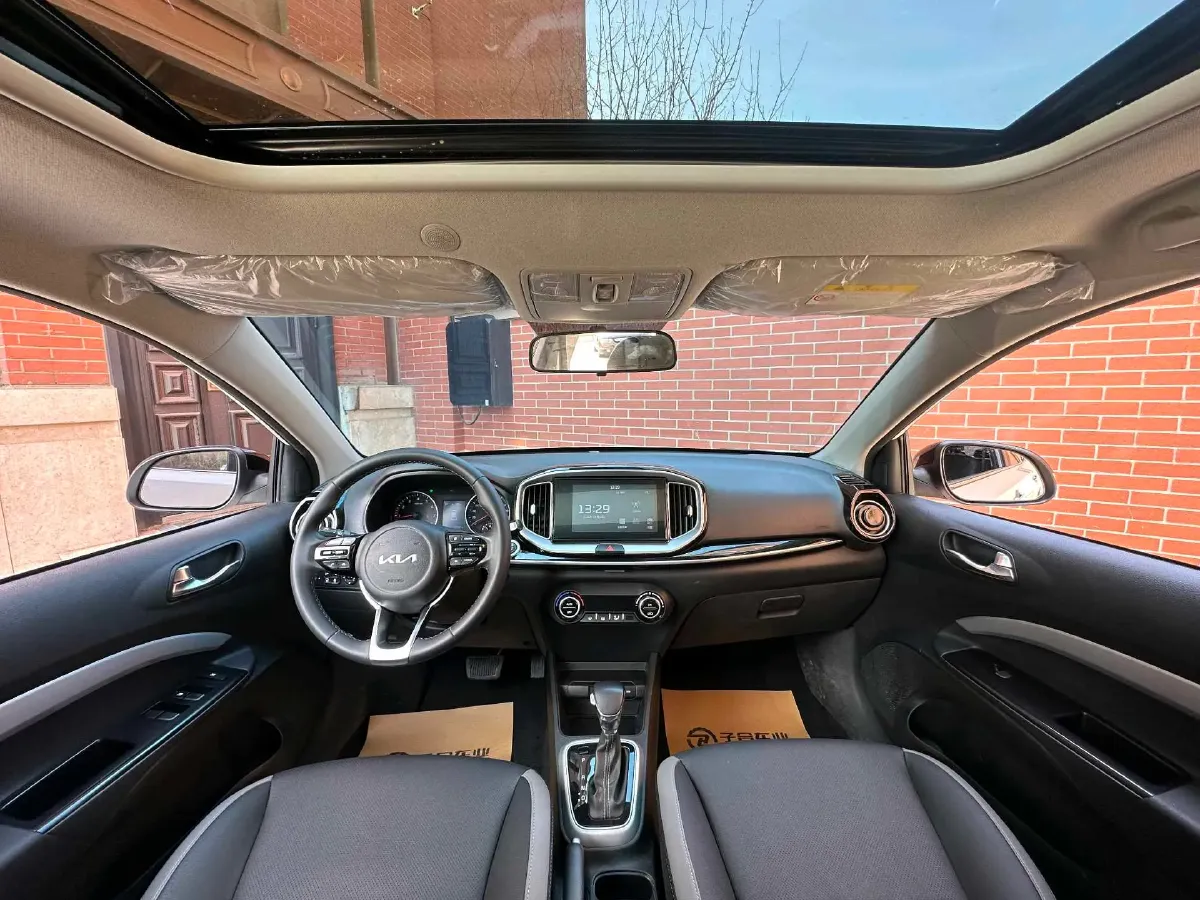 2021 Kia KX1 1.4L 100HP L4 CVT,autocango,china used car exporter,china ev exporter,chinese used car exporter,chinese used ev exporter