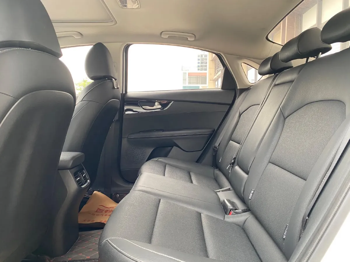 2021 Kia K3 1.5L 115HP L4 CVT,autocango,china used car exporter,china ev exporter,chinese used car exporter,chinese used ev exporter