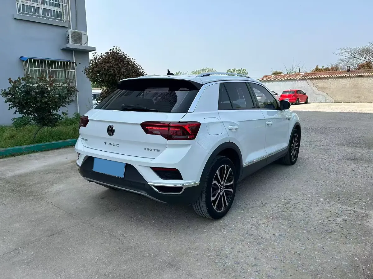2022 Volkswagen T-Roc 1.4T 150HP L4 7DCT,autocango,china used car exporter,china ev exporter,chinese used car exporter,chinese used ev exporter