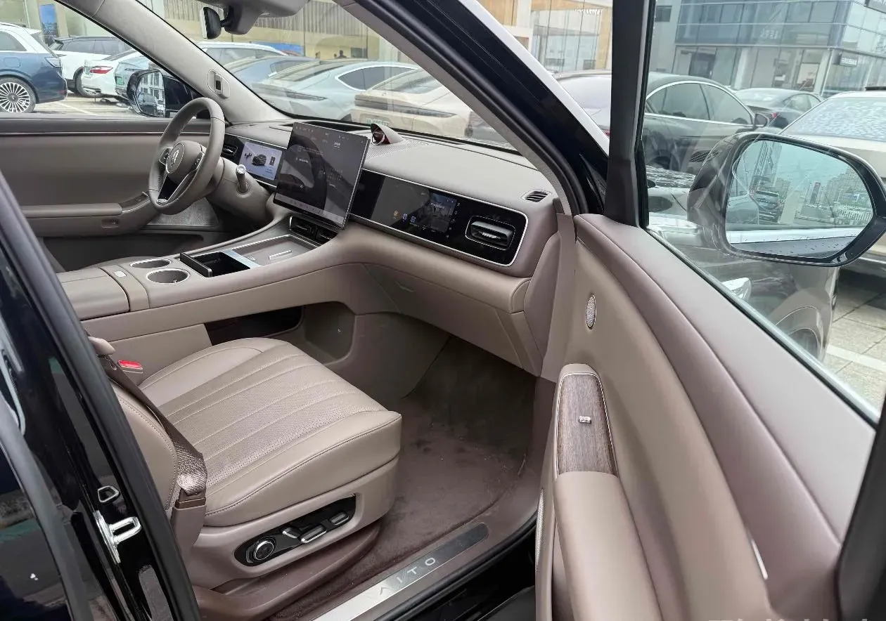 2026 AITO AITO M7 REEV 160HP REEV,autocango,china used car exporter,china ev exporter,chinese used car exporter,chinese used ev exporter