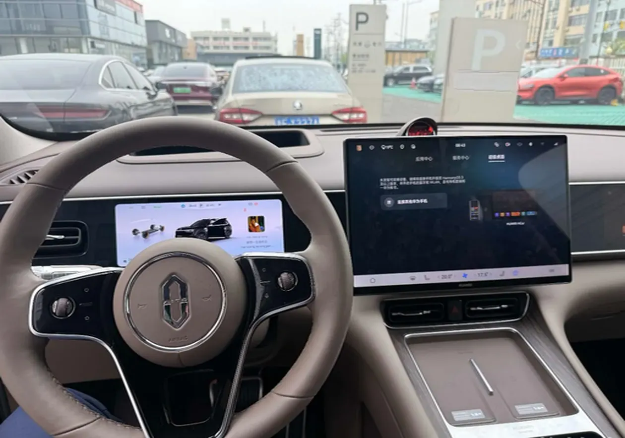 2026 AITO AITO M7 REEV 160HP REEV,autocango,china used car exporter,china ev exporter,chinese used car exporter,chinese used ev exporter