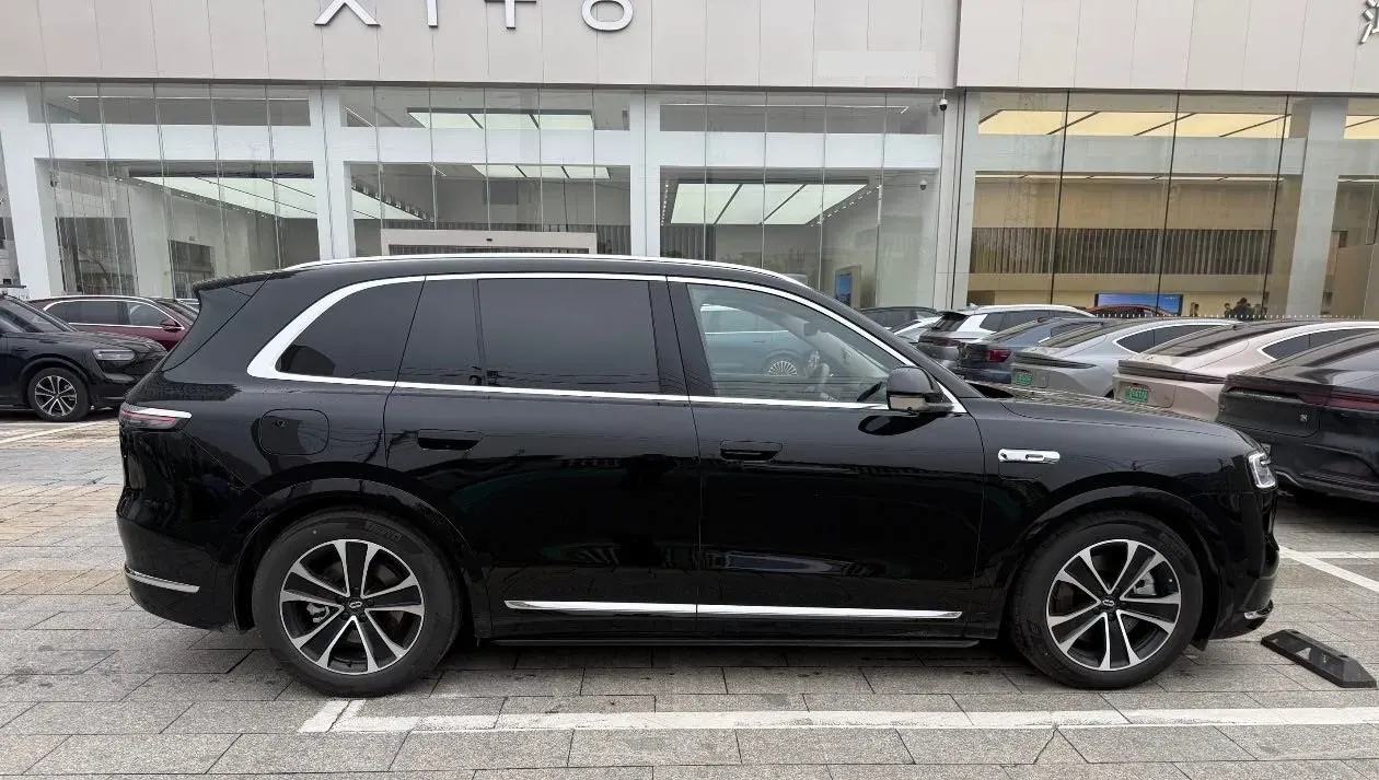 2026 AITO AITO M7 REEV 160HP REEV,autocango,china used car exporter,china ev exporter,chinese used car exporter,chinese used ev exporter