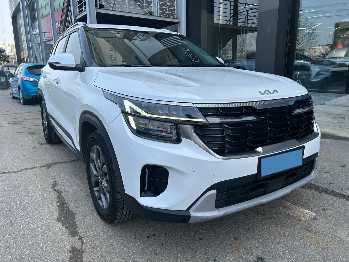 2023 Kia Seltos 1.5L 115HP L4 CVT,autocango,china used car exporter,china ev exporter,chinese used car exporter,chinese used ev exporter