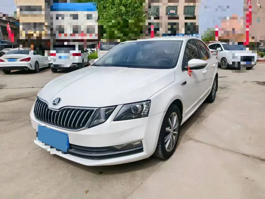 2019 Skoda Octavia 1.5L 116HP L4 6AT,autocango,china used car exporter,china ev exporter,chinese used car exporter,chinese used ev exporter