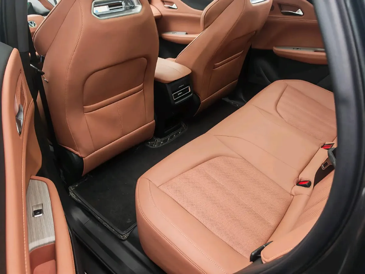 2025 ChangAn UNI-Z 1.5L 98HP L4 E-CVT PHEV,autocango,china used car exporter,china ev exporter,chinese used car exporter,chinese used ev exporter