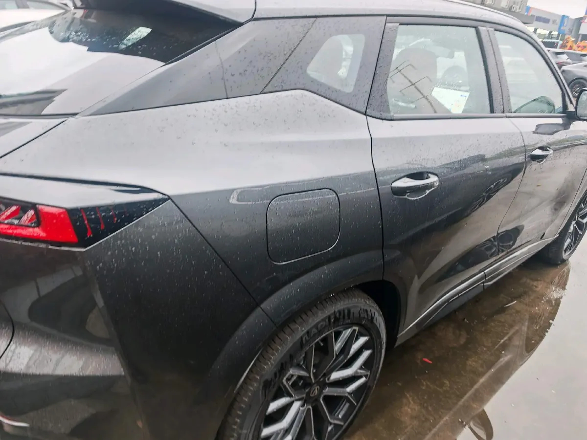 2025 ChangAn UNI-Z 1.5L 98HP L4 E-CVT PHEV,autocango,china used car exporter,china ev exporter,chinese used car exporter,chinese used ev exporter