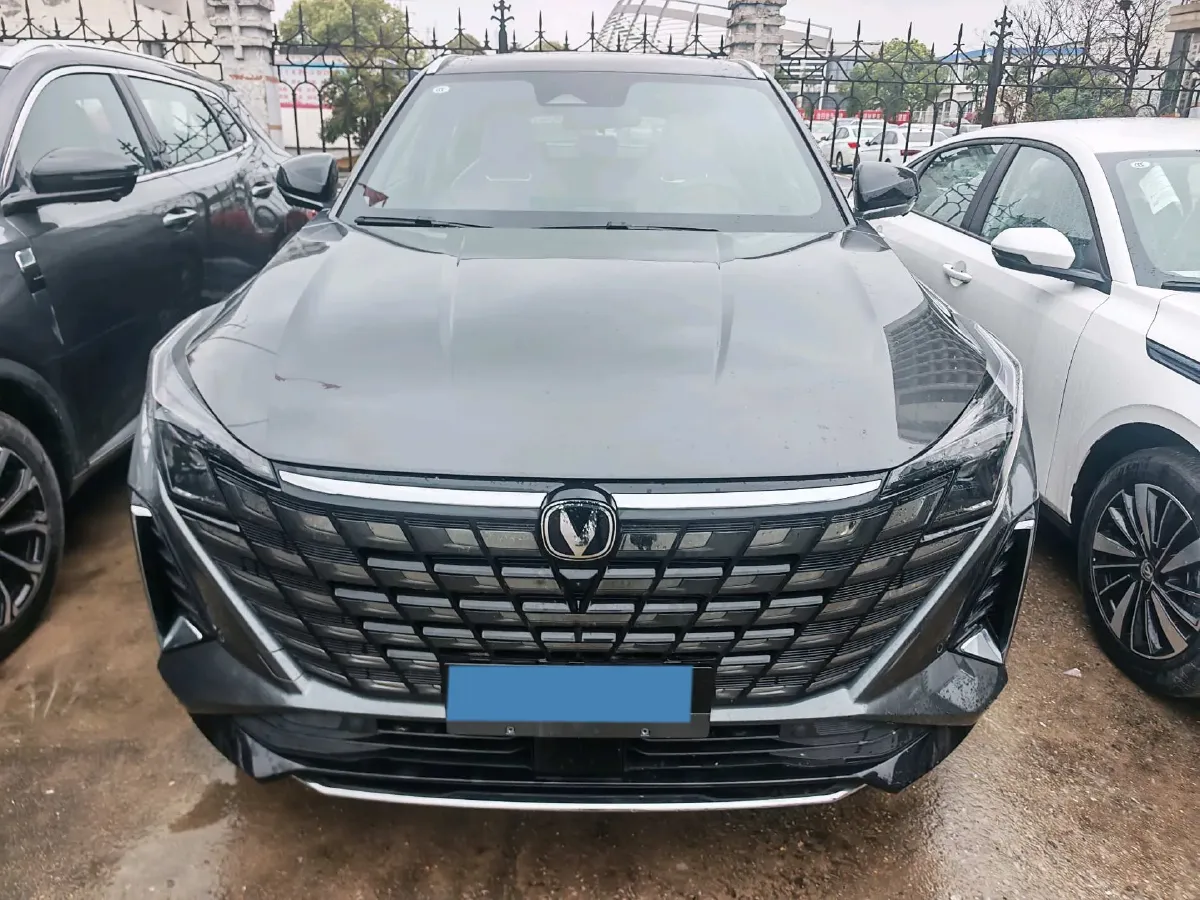 2025 ChangAn UNI-Z 1.5L 98HP L4 E-CVT PHEV,autocango,china used car exporter,china ev exporter,chinese used car exporter,chinese used ev exporter