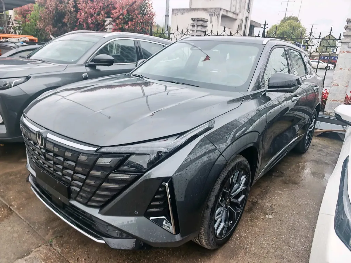 2025 ChangAn UNI-Z 1.5L 98HP L4 E-CVT PHEV,autocango,china used car exporter,china ev exporter,chinese used car exporter,chinese used ev exporter