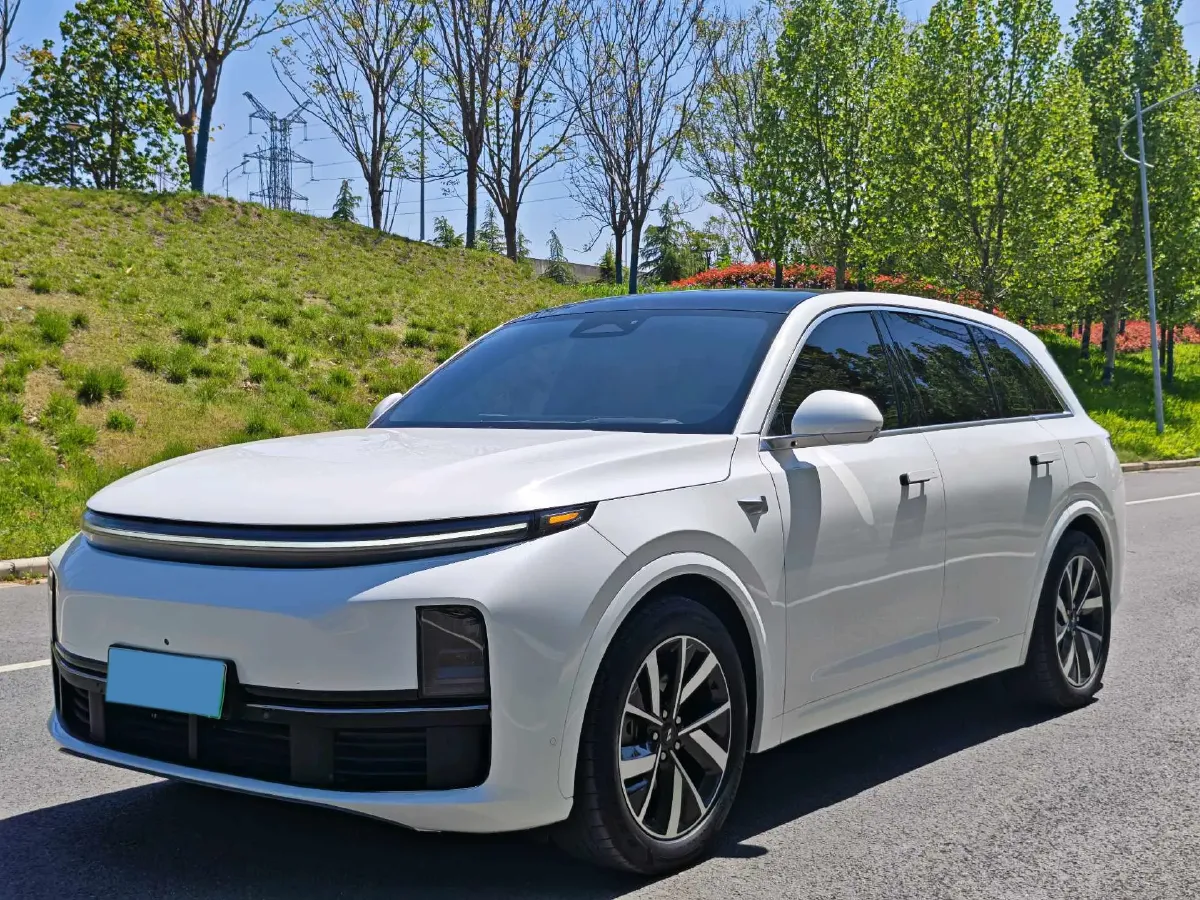 2023 Li L7 Range Extended 154HP REEV 40.9KWH,autocango,china used car exporter,china ev exporter,chinese used car exporter,chinese used ev exporter
