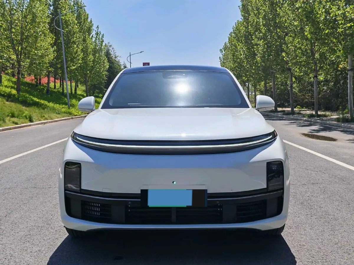 2023 Li L7 Range Extended 154HP REEV 40.9KWH,autocango,china used car exporter,china ev exporter,chinese used car exporter,chinese used ev exporter