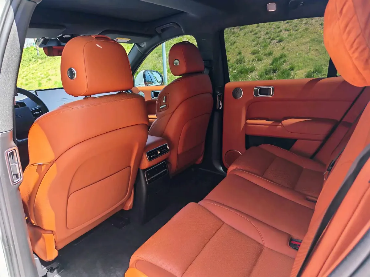 2023 Li L7 Range Extended 154HP REEV 40.9KWH,autocango,china used car exporter,china ev exporter,chinese used car exporter,chinese used ev exporter