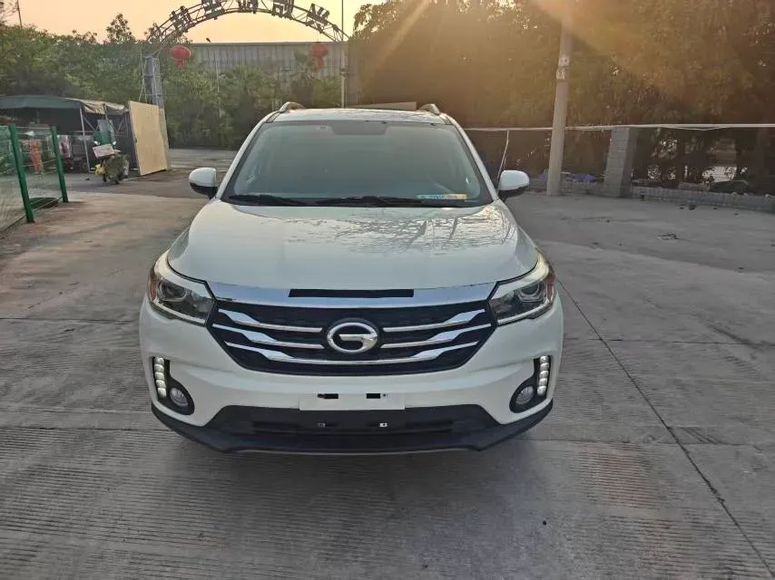2017 GAC Trumpchi GS4 1.5T 152HP L4 5MT,autocango,china used car exporter,china ev exporter,chinese used car exporter,chinese used ev exporter