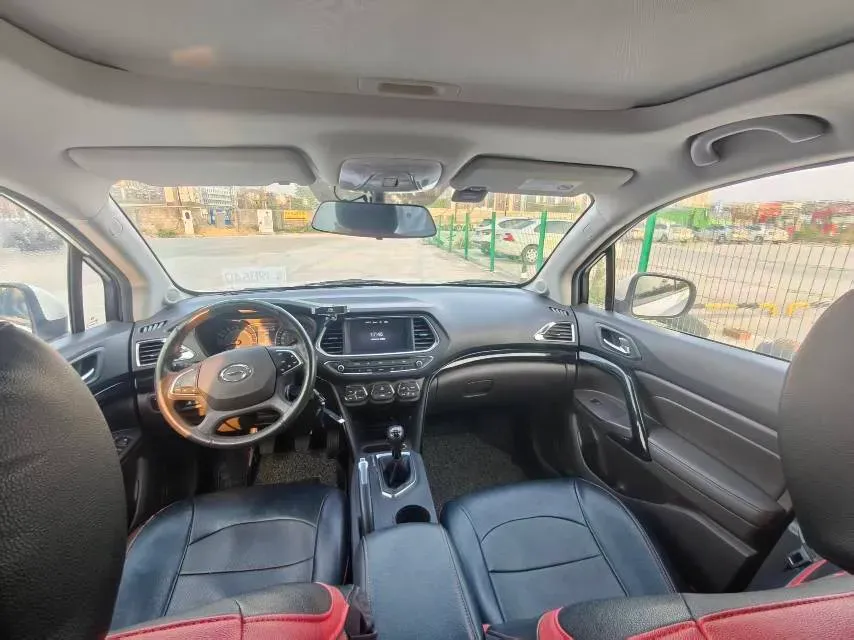 2017 GAC Trumpchi GS4 1.5T 152HP L4 5MT,autocango,china used car exporter,china ev exporter,chinese used car exporter,chinese used ev exporter