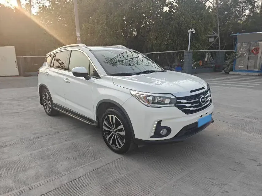 2017 GAC Trumpchi GS4 1.5T 152HP L4 5MT,autocango,china used car exporter,china ev exporter,chinese used car exporter,chinese used ev exporter