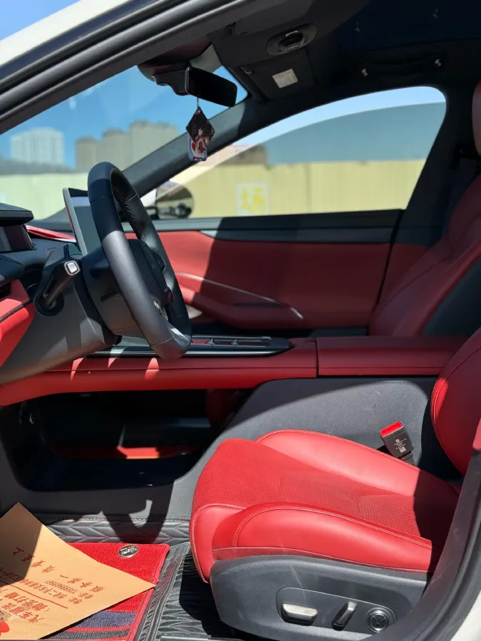 2024 MI SU7 BEV 73.6KWH,autocango,china used car exporter,china ev exporter,chinese used car exporter,chinese used ev exporter