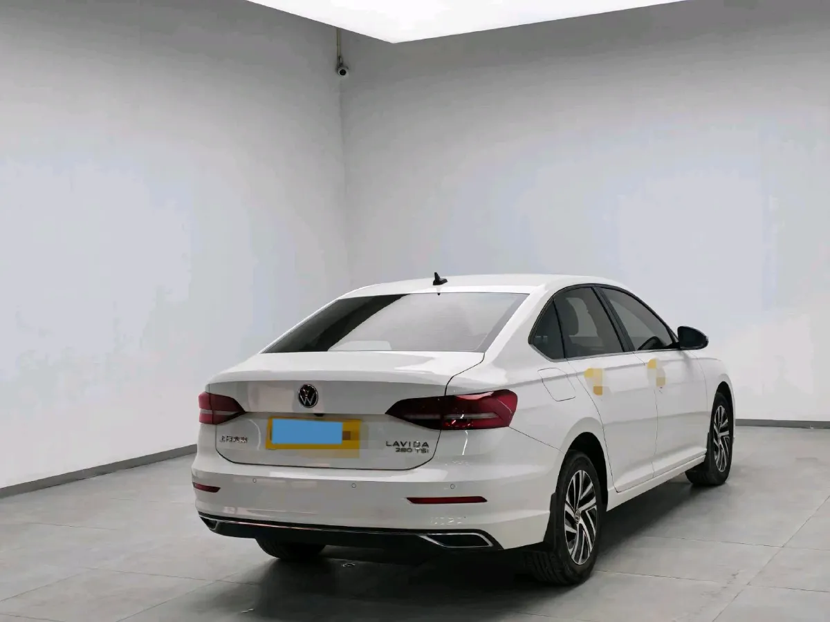 2022 Volkswagen T-Roc 1.4T 150HP L4 7DCT,autocango,china used car exporter,china ev exporter,chinese used car exporter,chinese used ev exporter