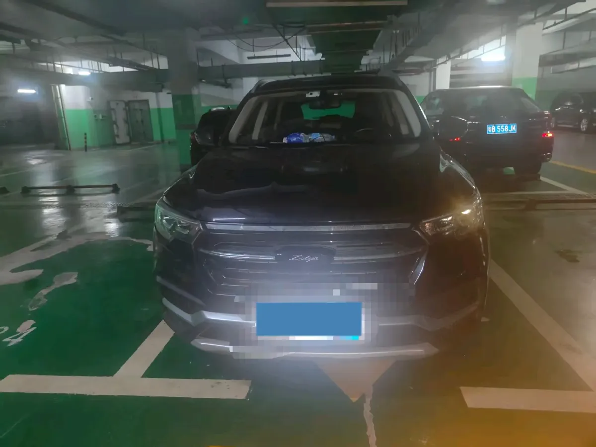 2018 Zotye T500 1.5T 156HP L4 6AT,autocango,china used car exporter,china ev exporter,chinese used car exporter,chinese used ev exporter