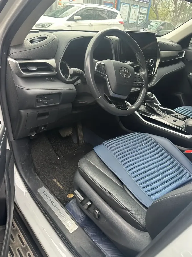 2022 Toyota Highlander 2.5L 192HP L4 E-CVT Hybrid,autocango,china used car exporter,china ev exporter,chinese used car exporter,chinese used ev exporter
